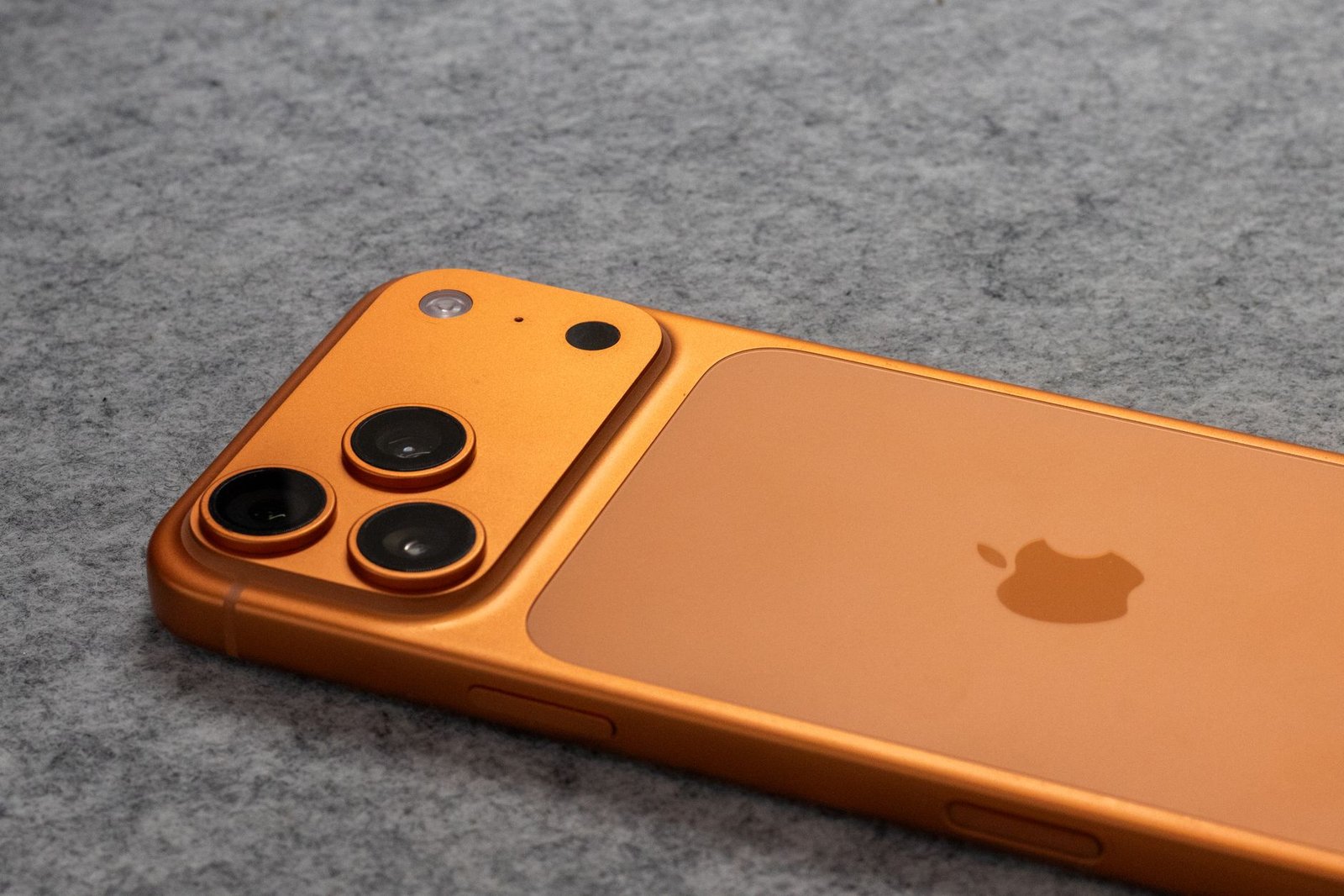 iPhone 18 Pro colors