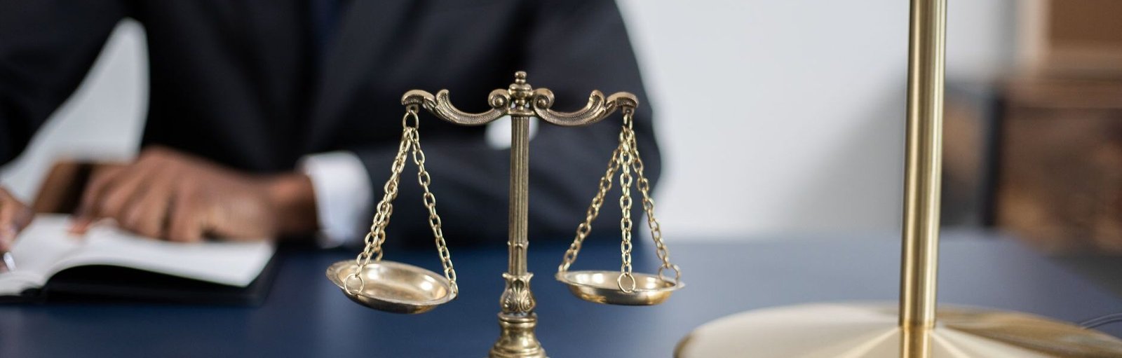 Mid-Value Commercial Arbitration